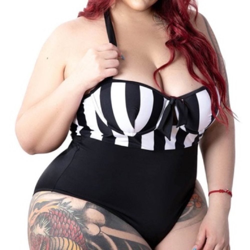 Killstar “Juiced up” one piece XL new w/tags